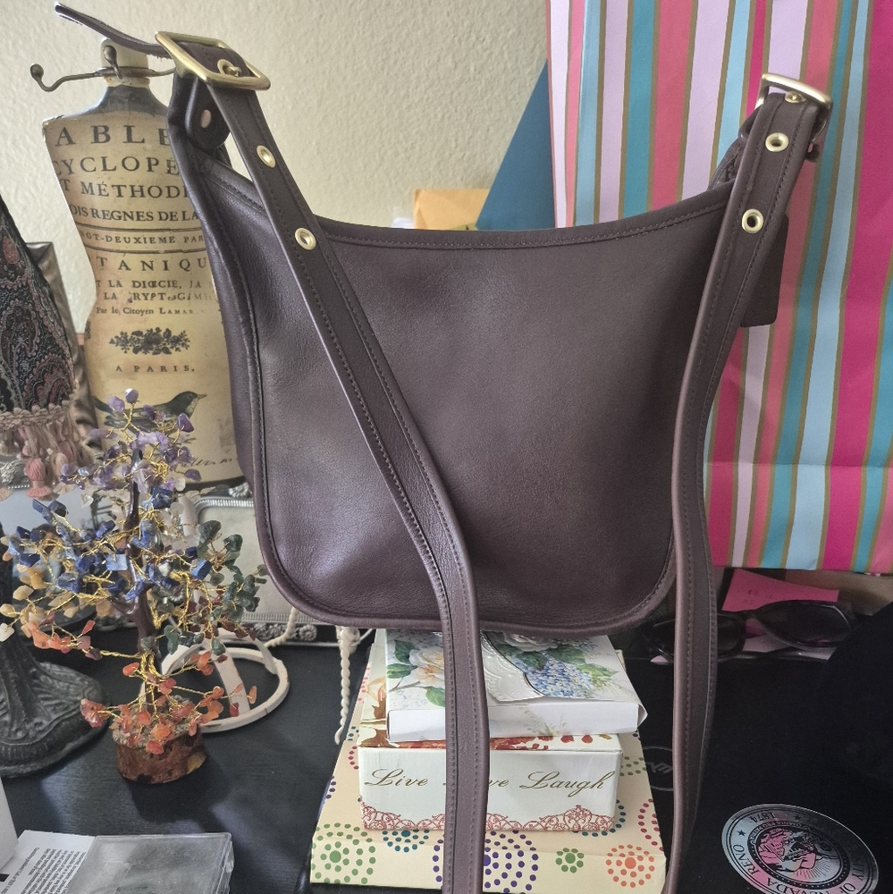 Coach Brown Shoulder Bag Vintage Leather Finish